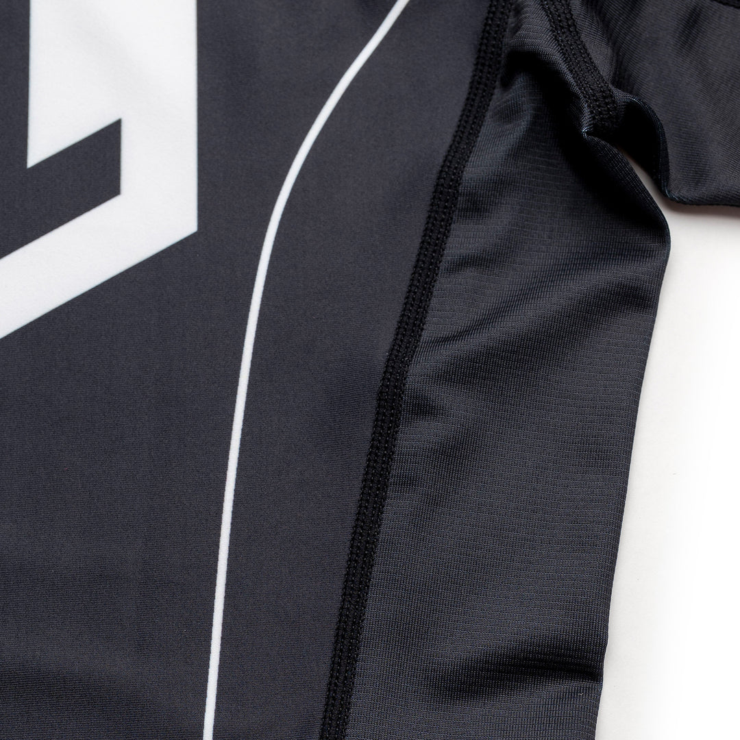 Shift Short Sleeve Rashguard (Black)