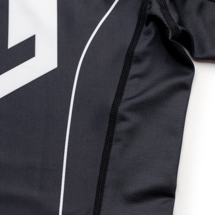 Shift Short Sleeve Rashguard (Black)