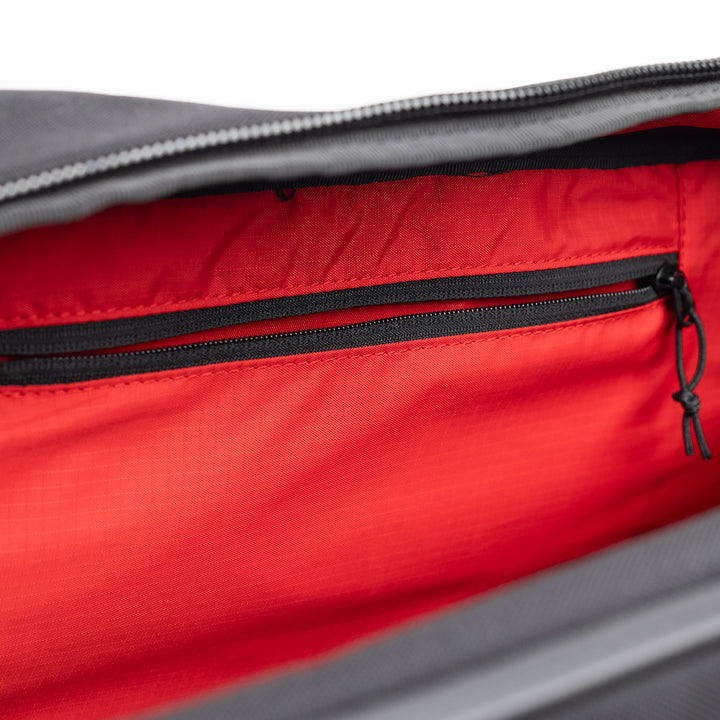 Omni Duffel 35L