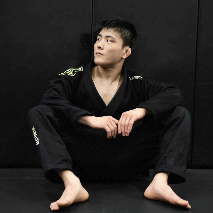 Pure Legacy Kimono (Black/Electric Lime)